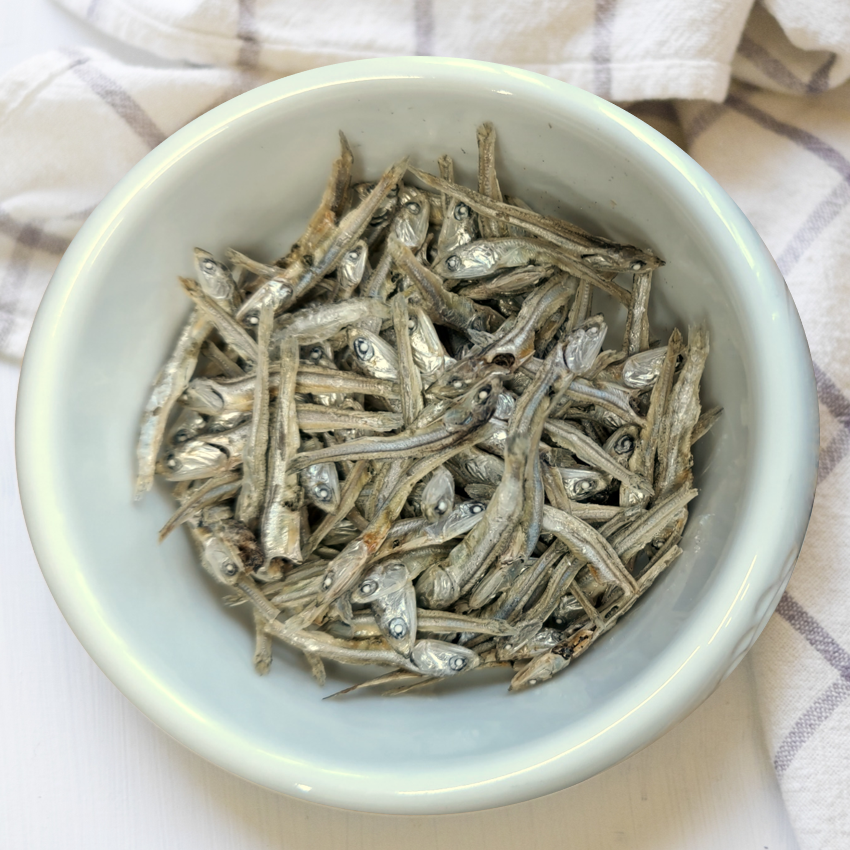 CoKoオリジナル 犬おやつ 魚の素材 無添加 国産 真水炊きかえり煮干し(50g) Dried boiled fish for dogsアイキャッチ画像